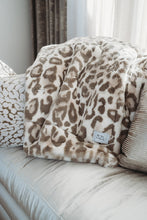 Load image into Gallery viewer, Jungle cat coconut cream
