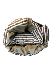 Load image into Gallery viewer, Tan stripe napmat
